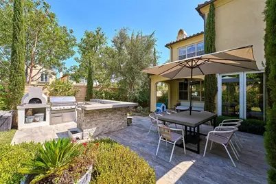 57 Statuary, Irvine, CA 92620 - Photo 30