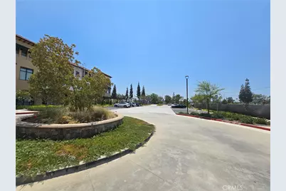 5624 Philadelphia Street #202, Chino, CA 91710 - Photo 2