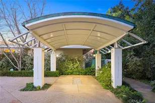 935 Hillcrest Pl, Pasadena, CA 91106 - Photo 38