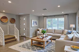 132 Modjeska, Irvine, CA 92618 - Photo 2