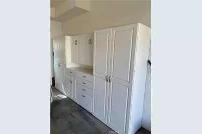 1688 Locust Street, Pasadena, CA 91106 - Photo 12