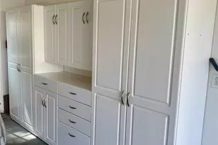 1688 Locust St, Pasadena, CA 91106 - Photo 12