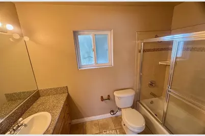 1688 Locust Street, Pasadena, CA 91106 - Photo 4