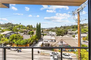 6050 E Burwood Ave, Los Angeles, CA 90042 - Photo 34