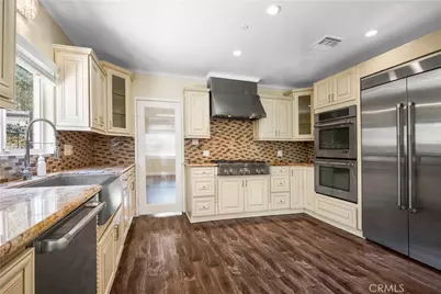 1025 E San Jose Avenue, Burbank, CA 91501 - Photo 24