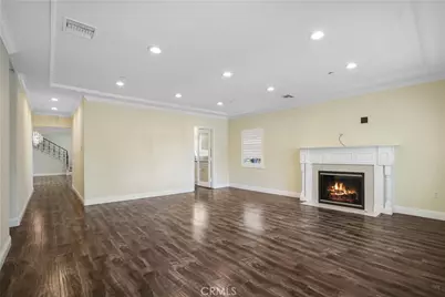 1025 E San Jose Avenue, Burbank, CA 91501 - Photo 8