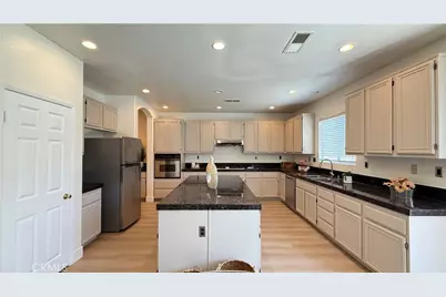 11958 Sunstone Court, Eastvale, CA 91752 - Photo 26