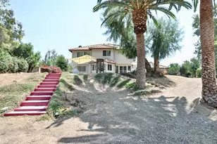 7855 Westpark Dr, Riverside, CA 92506 - Photo 38