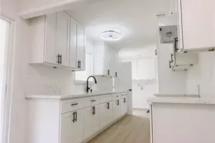 1124 N Soldano Dr, Azusa, CA 91702 - Photo 16