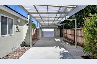 15841 Marlin Place, Van Nuys, CA 91406 - Photo 10