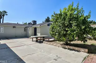 15841 Marlin Pl, Van Nuys, CA 91406 - Photo 20