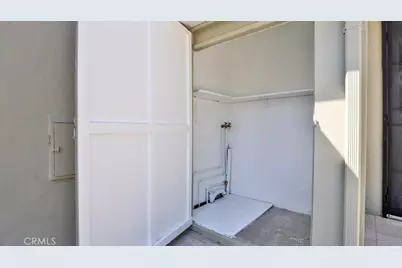 15841 Marlin Place, Van Nuys, CA 91406 - Photo 26