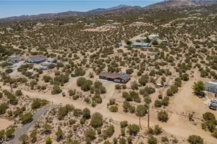 1181 Barkley Ranch Rd, Pinon Hills, CA 92372 - Photo 2