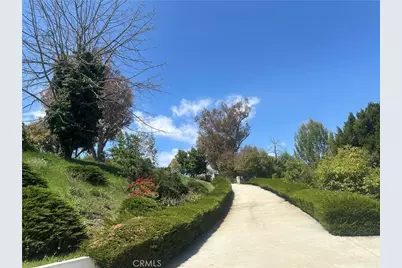 60 Crest Road, Rolling Hills, CA 90274 - Photo 2