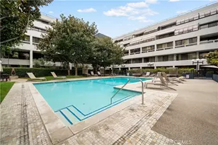 880 W 1st St, Los Angeles, CA 90012 - Photo 26