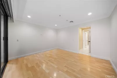 880 W 1st Street #309, Los Angeles, CA 90012 - Photo 12