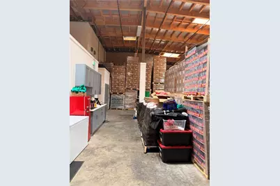 241 N California Avenue, La Puente, CA 91744 - Photo 10