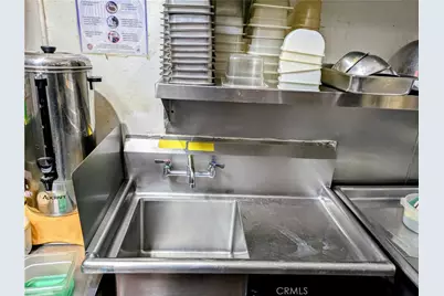 11617 Santa Monica Boulevard, East Los Angeles, CA 90025 - Photo 10