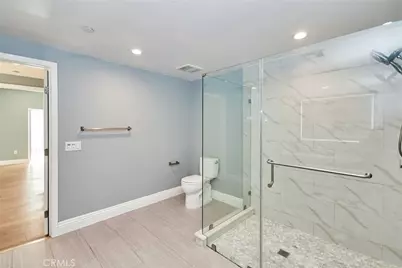 2939 Leeward Avenue #512, Los Angeles, CA 90005 - Photo 20