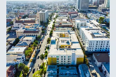 2939 Leeward Avenue #512, Los Angeles, CA 90005 - Photo 2