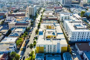 2939 Leeward Ave, Los Angeles, CA 90005 - Photo 2