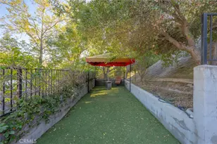 1833 Roscomare Rd, Los Angeles, CA 90077 - Photo 44