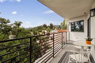 3950 Franklin Ave, Los Angeles, CA 90027 - Photo 16