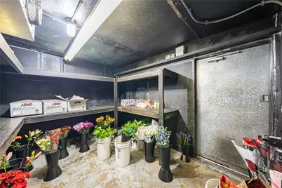 10759 Magnolia Avenue #A, Riverside, CA 92505 - Photo 22