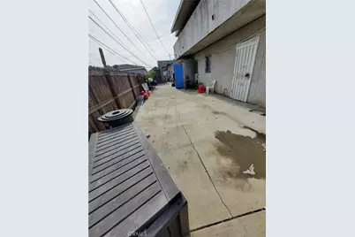 1353 1353 W 90th, Los Angeles, CA 90044 - Photo 12