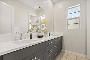 185 Frame, Irvine, CA 92618 - Photo 18