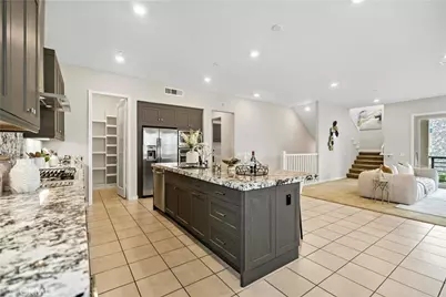 185 Frame, Irvine, CA 92618 - Photo 4