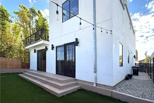 542 N Commonwealth Ave, Los Angeles, CA 90004 - Photo 18