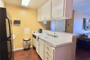 5585 E Pacific Coast, Long Beach, CA 90804 - Photo 18