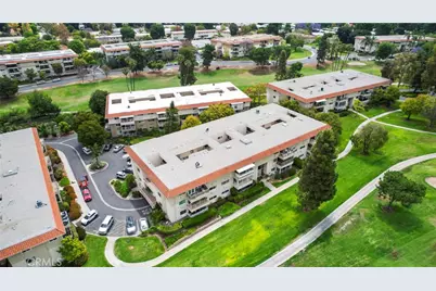 2389 2H Via Mariposa W, Laguna Woods, CA 92637 - Photo 24