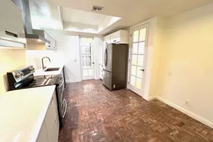 700 S Lake Ave, Pasadena, CA 91106 - Photo 16