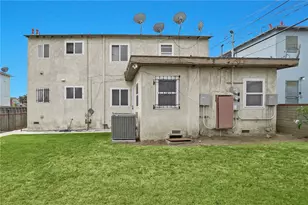 2035 W 102nd St, Los Angeles, CA 90047 - Photo 18