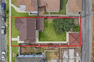 2035 W 102nd St, Los Angeles, CA 90047 - Photo 22