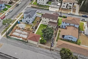 2035 W 102nd St, Los Angeles, CA 90047 - Photo 24