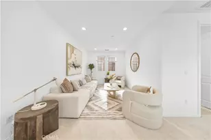 20611 W Chestnut Cir, Porter Ranch, CA 91326 - Photo 12