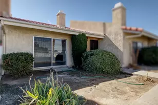 16465 Green Tree, Victorville, CA 92395 - Photo 2