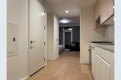 877 Francisco #1123, Los Angeles, CA 90017 - Photo 2