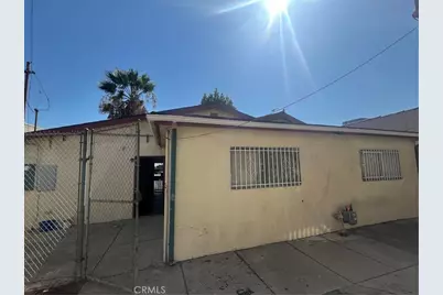 5609 56115613 E Beverly Boulevard #3, East Los Angeles, CA 90022 - Photo 2
