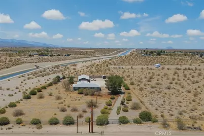 13384 Sheep Creek Road, Phelan, CA 92371 - Photo 4