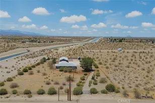 13384 Sheep Creek Rd, Phelan, CA 92371 - Photo 4