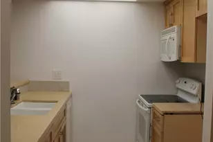 7304 Corbin Ave, Reseda, CA 91335 - Photo 10