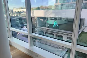 877 Francisco St, Los Angeles, CA 90017 - Photo 2