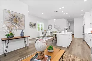 121 Novel, Irvine, CA 92618 - Photo 8