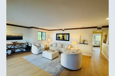 70 N Catalina #304, Pasadena, CA 91106 - Photo 1