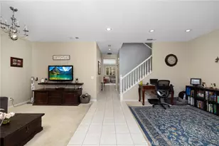 653 E Gardenia Dr, Azusa, CA 91702 - Photo 2