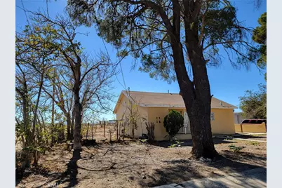 11957 Bartlett, Adelanto, CA 92301 - Photo 2